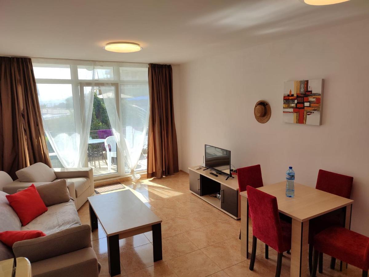 Midia Grand Resort, Terrassen Paradies Apartment アヘロイ エクステリア 写真